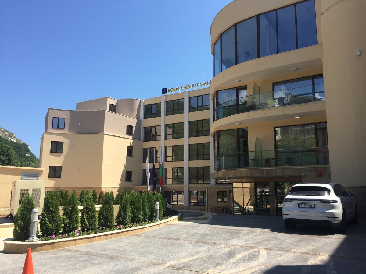 Royal Grand Hotel And Spa Каварна Экстерьер фото
